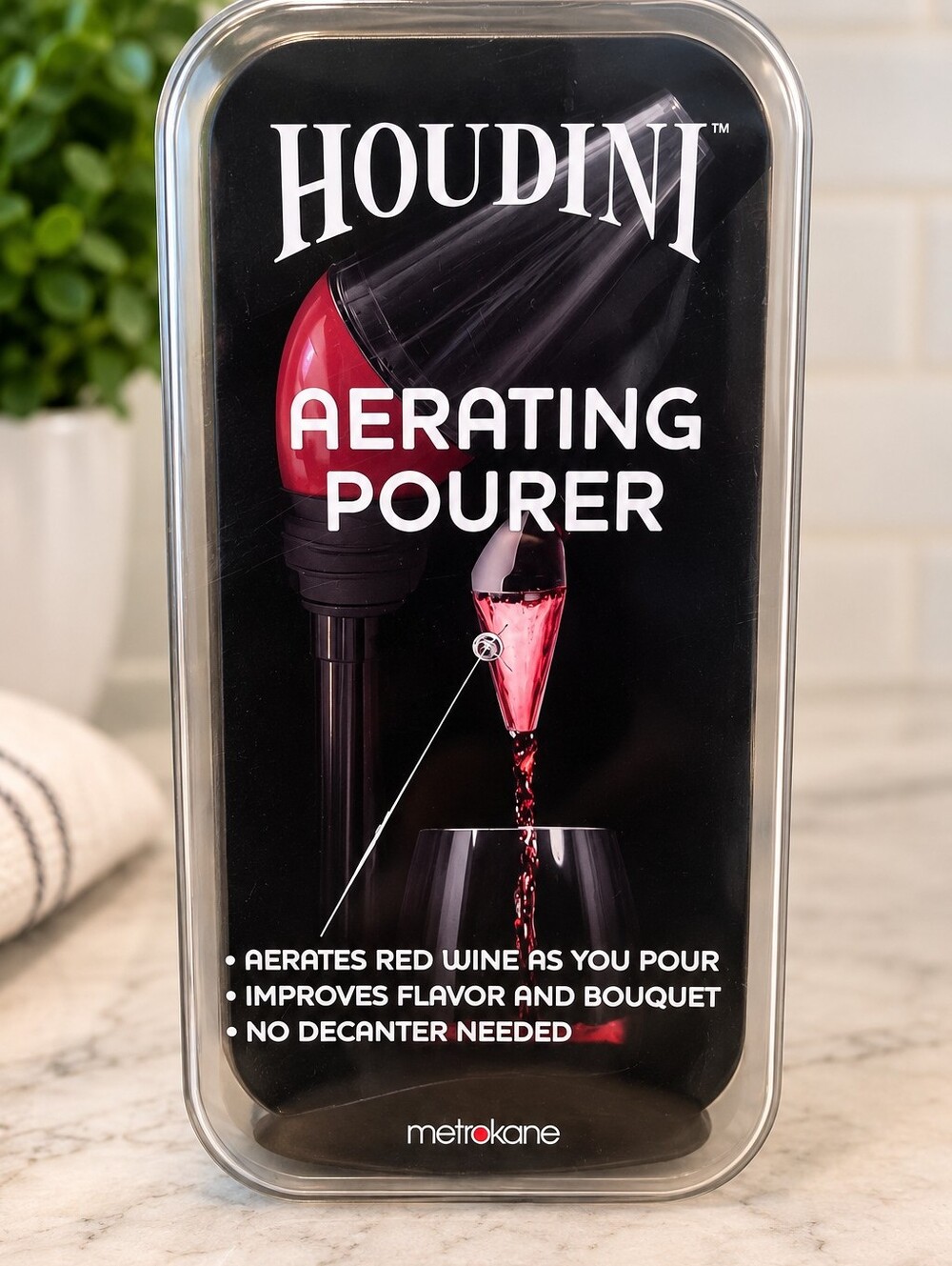 New Sealed Houdini Aerating Wine Pourer